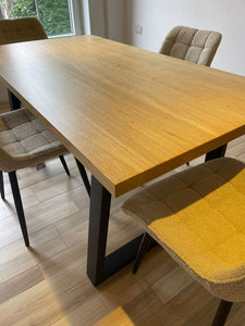 Set Tavolinë Ngrënie Druri Lisi dhe 4 Karrige