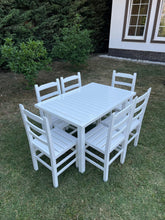 Ngarko imazhin në galeri Set Tavolinë dhe 6 Karrige Druri